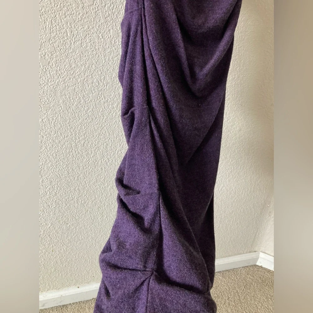 Gorgeous purple sleeveless lined ruched bodycon midi dress Nicole Miller Sz 2 - Picture 4 of 12